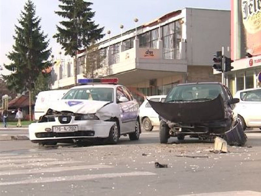 Судар с полицијом у центру Бањалуке