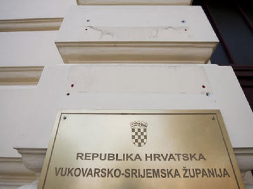 Ponovo skinuta ćirilična ploča u Vukovaru