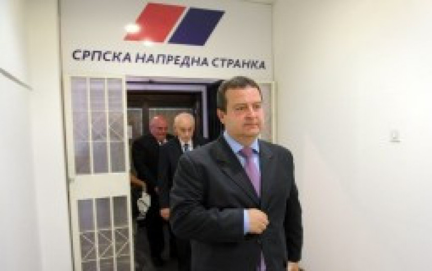 SNS i SPS počeli razgovore o formiranju Vlade Srbije 