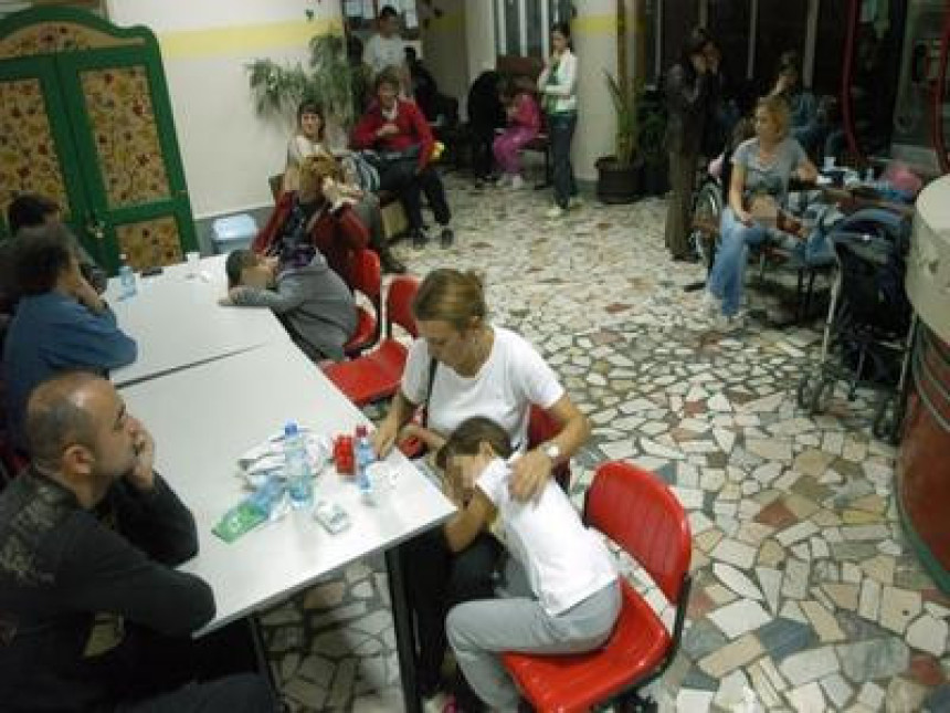 Više od 200 djece otrovalo se hranom