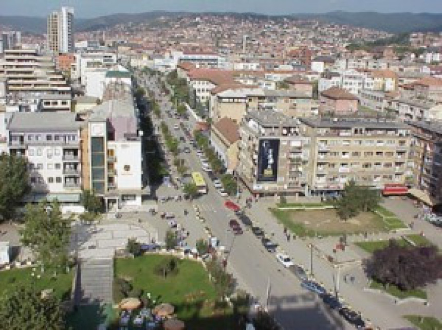  Kraj nadgledanja, suverenitet na jesen, pohvale Prištini 