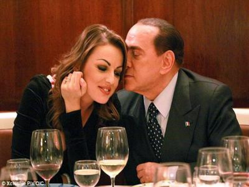Оженио се Берлускони?