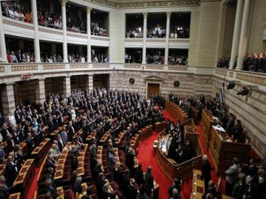 Изгласано повјерење грчкој влади