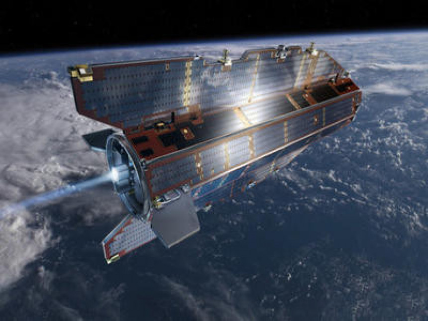 Komadi satelita završili u Atlantiku