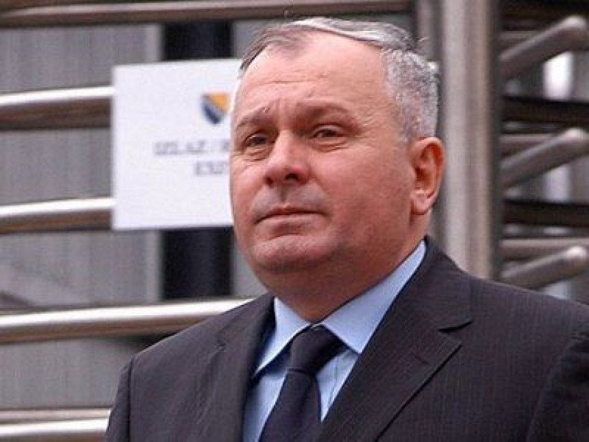Јелавић оптужен за ратно профитерство