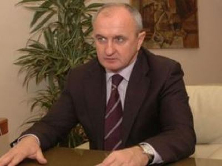 Министар Ђокић на страни послодаваца 