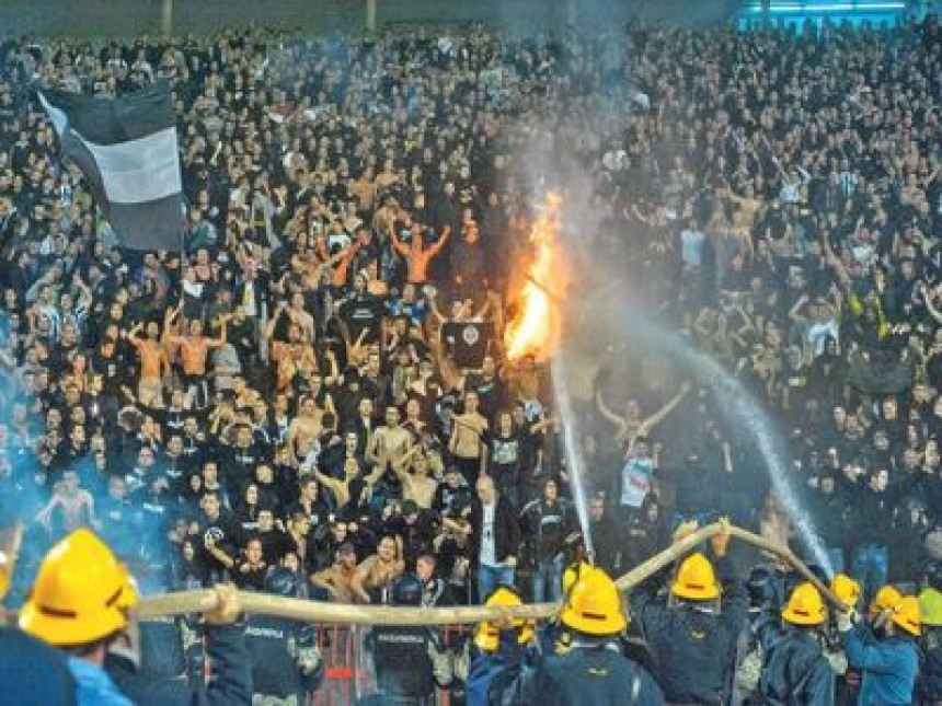 Huliganima pet godina zabrane ulaska na stadion 