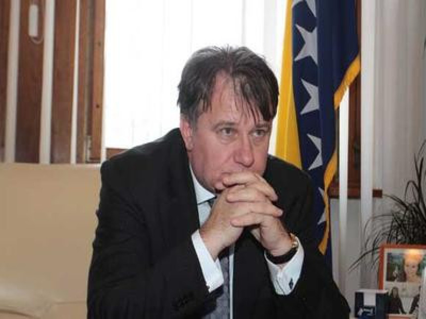 Никшић: Шизофрена ситуација у Федерацији БиХ