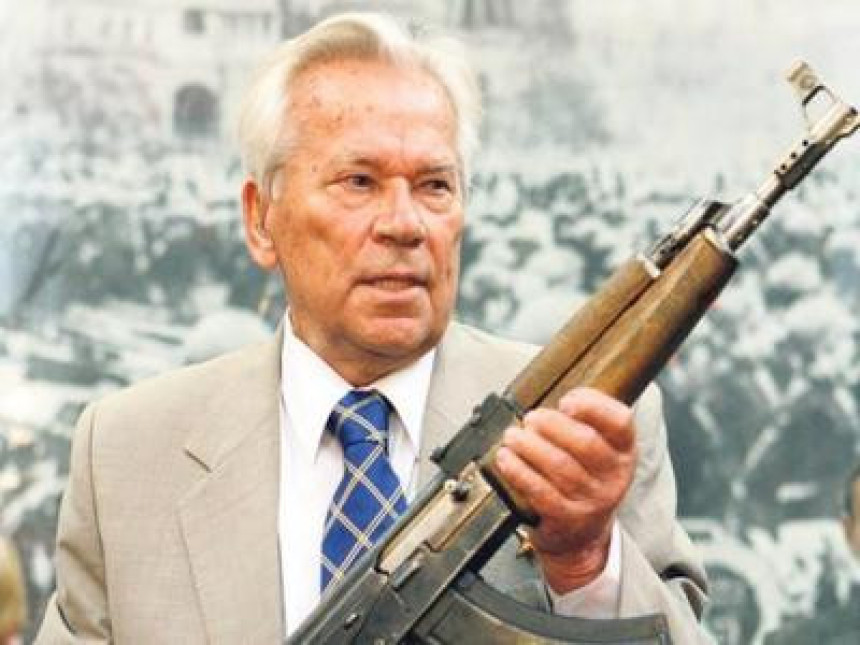 Михаил Калашњиков у болници