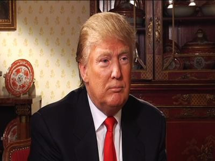 Трамп без ограда у комуникацији