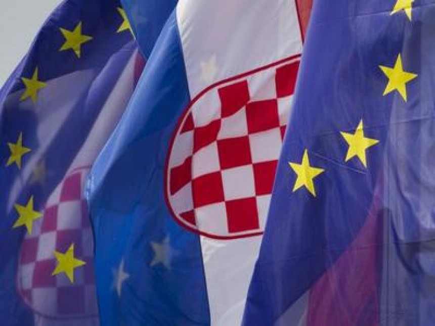 EU upozorila Hrvatsku zbog referenduma o ćirilici