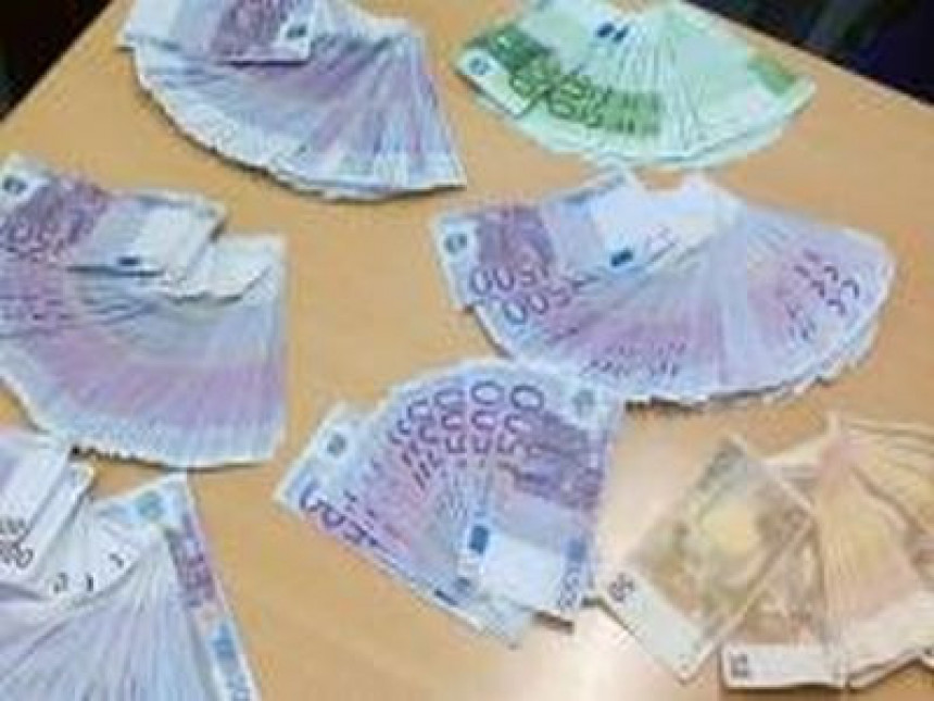 Otkriveno milion lažnih evra