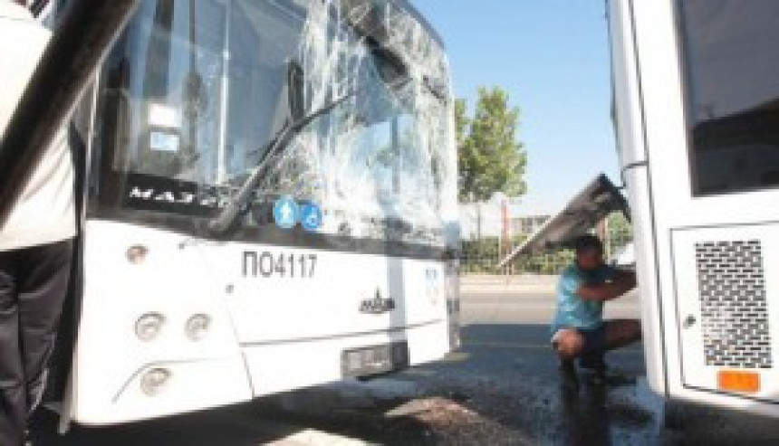 Возач аутобуса изгубио свијест