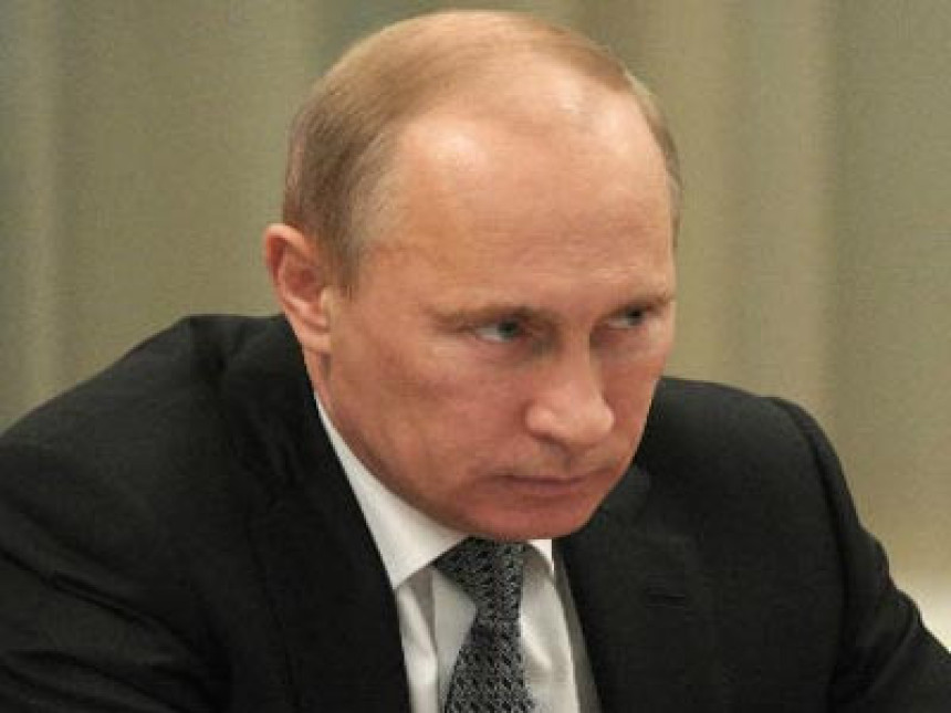 Путин критикује демонстрације