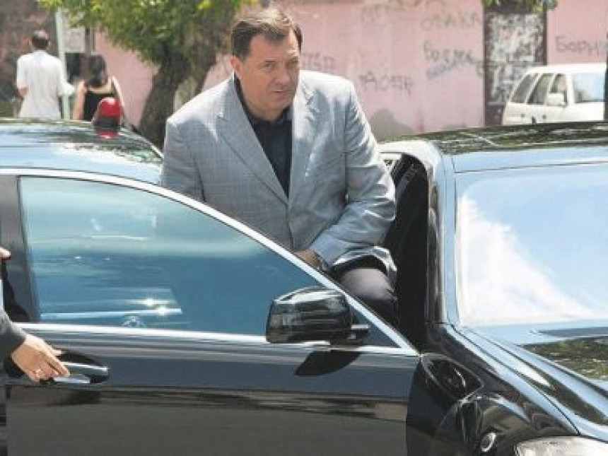 Dodik napustio sastanak u Pragu 