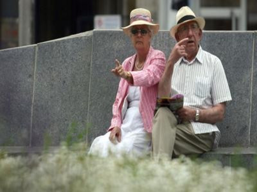 Britanci odlaze u penziju sa 69 godina od 2040.