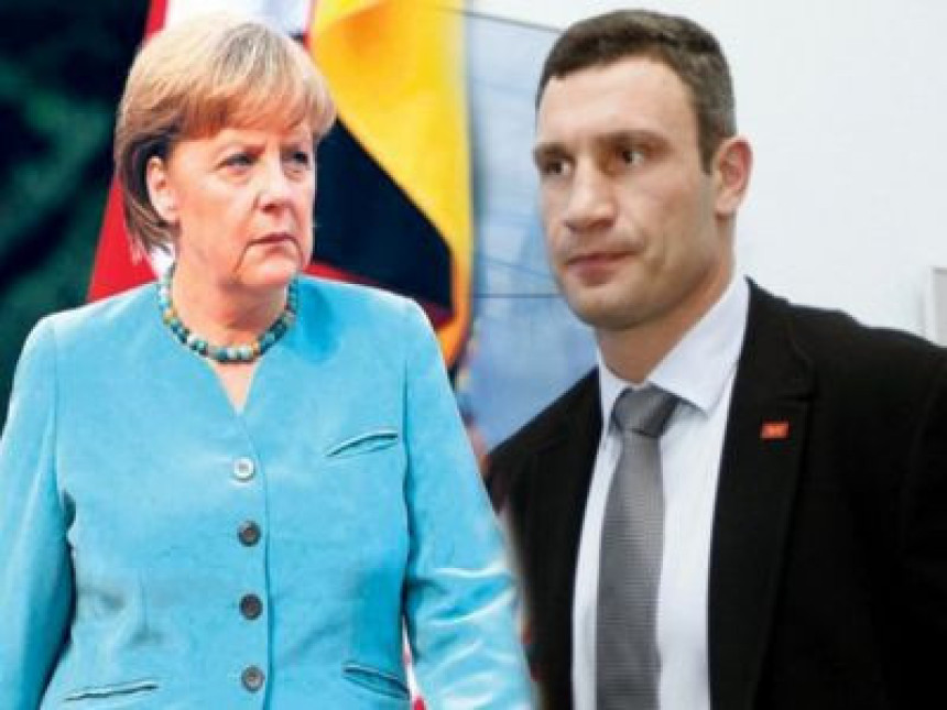 Angela Merkel podržava Vitalija Klička!