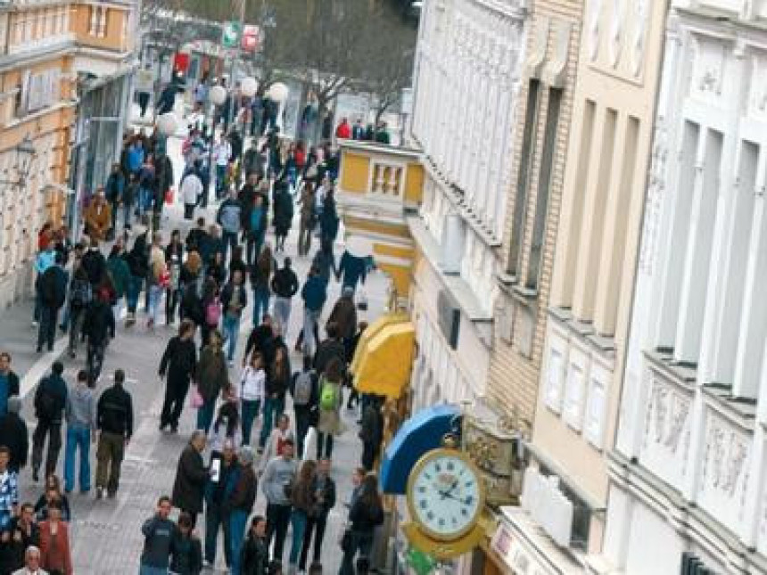 Više od polovine mladih bez posla