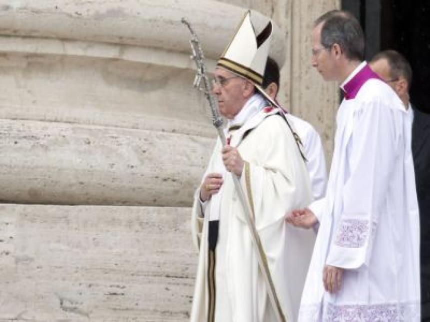 Папа Фрањо: Будимо солидарни