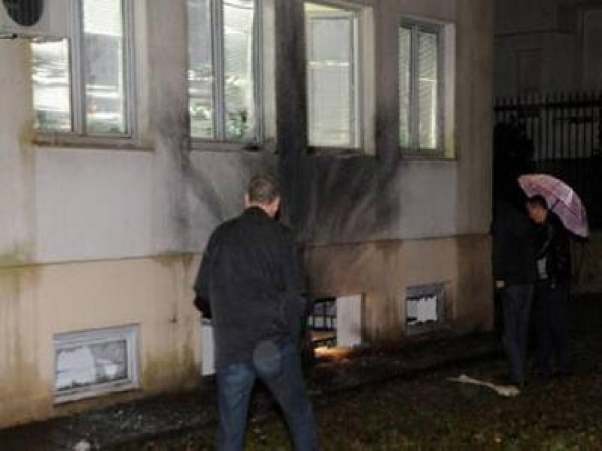 Бачен експлозив на редакцију подгоричких Вијести