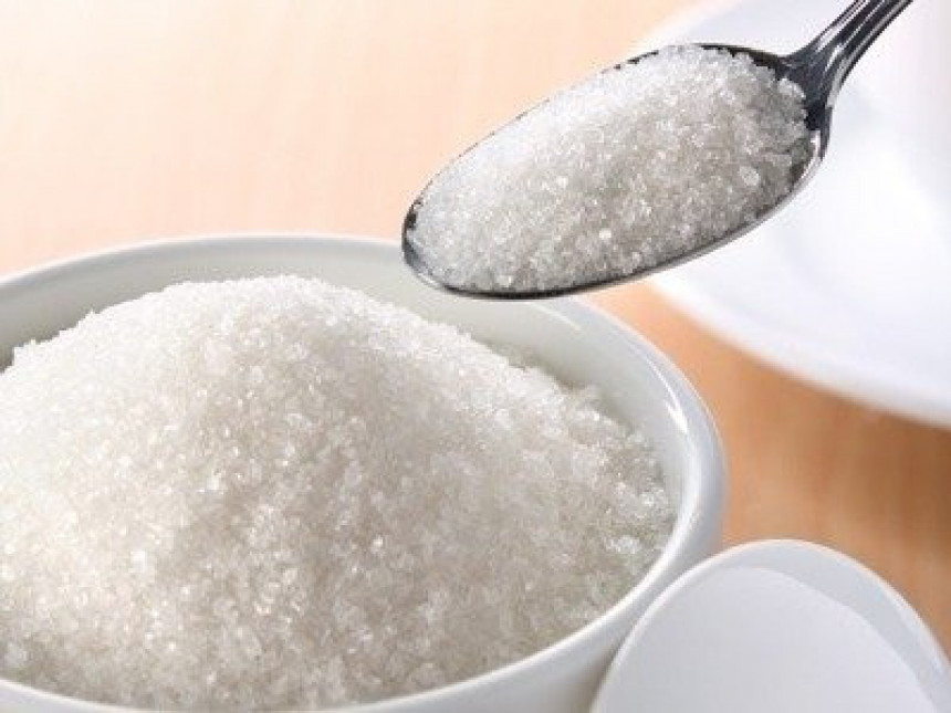 Šećer opasan kao alkohol i duvan