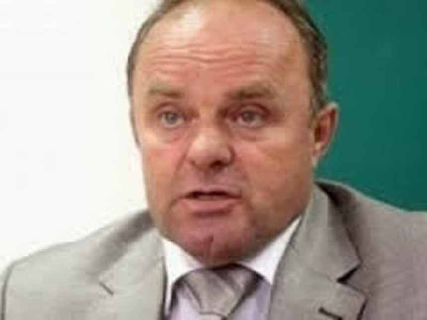 Neđu Ilića štiti "srbački klan"; Jovičić radi Sizifov posao