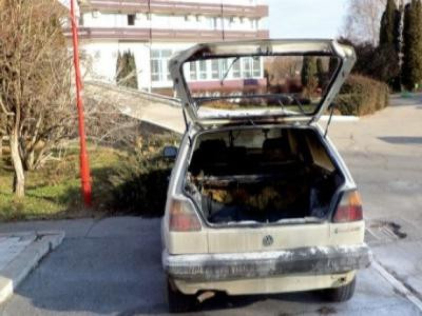 Бијељина: Запаљен украдени аутомобил