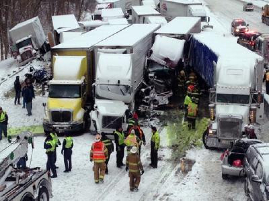 У Индијани ланчани судар 46 возила