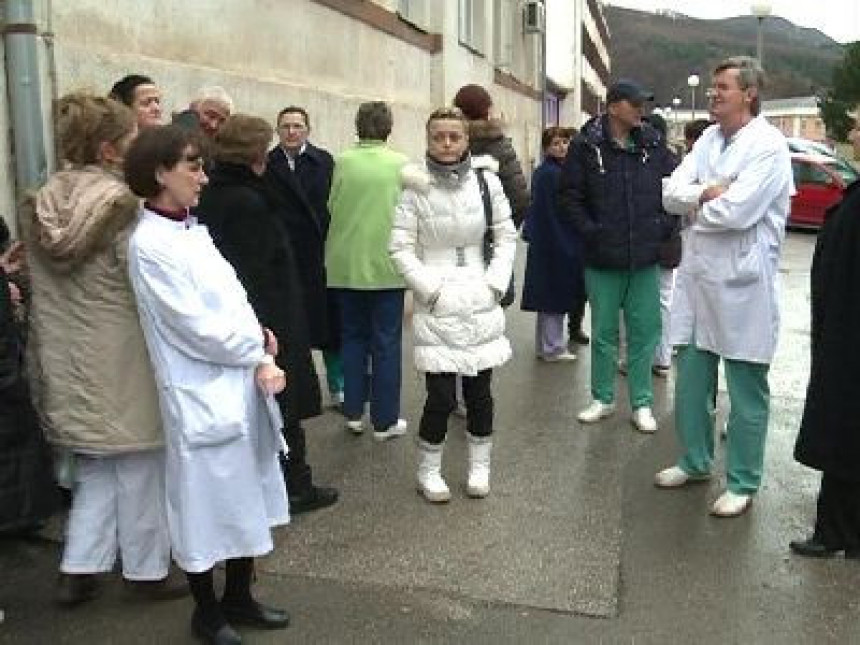 Поново протест у болници Источно Сарајево (ВИДЕО)