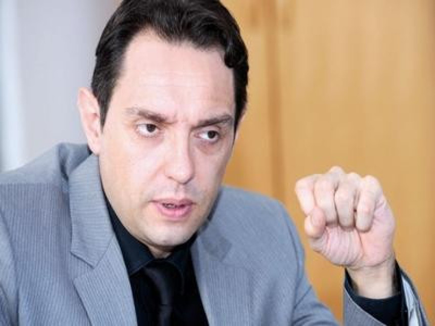 Вулин: Хапшења уносе немир