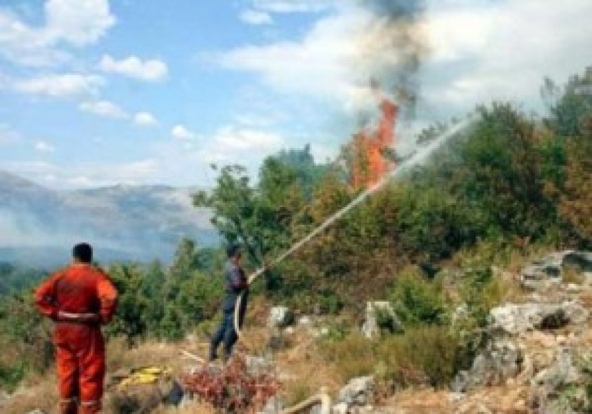 Ugašeni stari, izbijaju novi požari