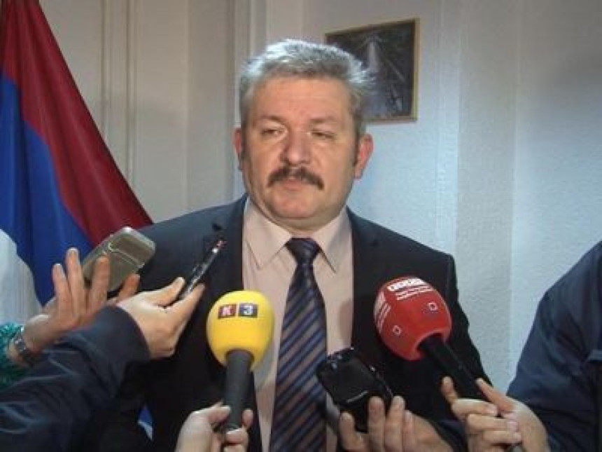 Ćurguz: Moju smjenu ne može tražiti "ulica"