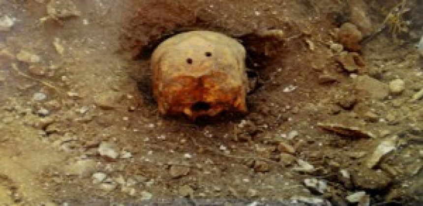 У Кленовцу пронађена измјештена гробница
