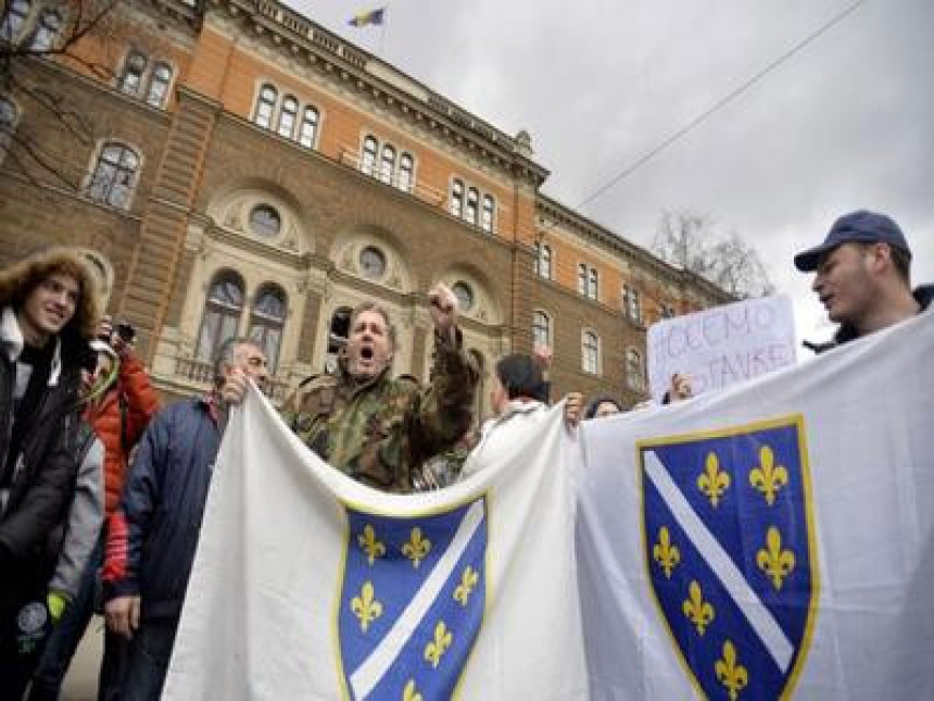 Dodik: Treba im haos da sruše Srpsku