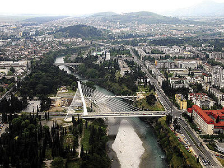 Predloženi zakoni diskriminišu Srbe