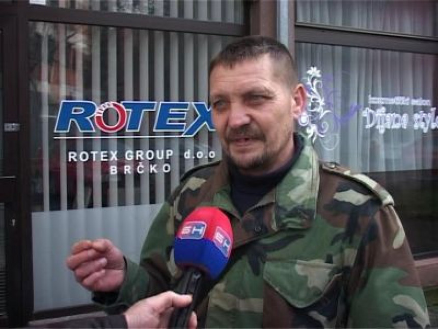 Bravar iz Zvornika štrajkuje glađu u Brčkom (VIDEO)