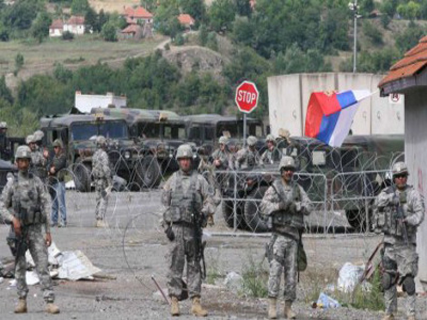 Srbi blokirali prelaz Jarinje