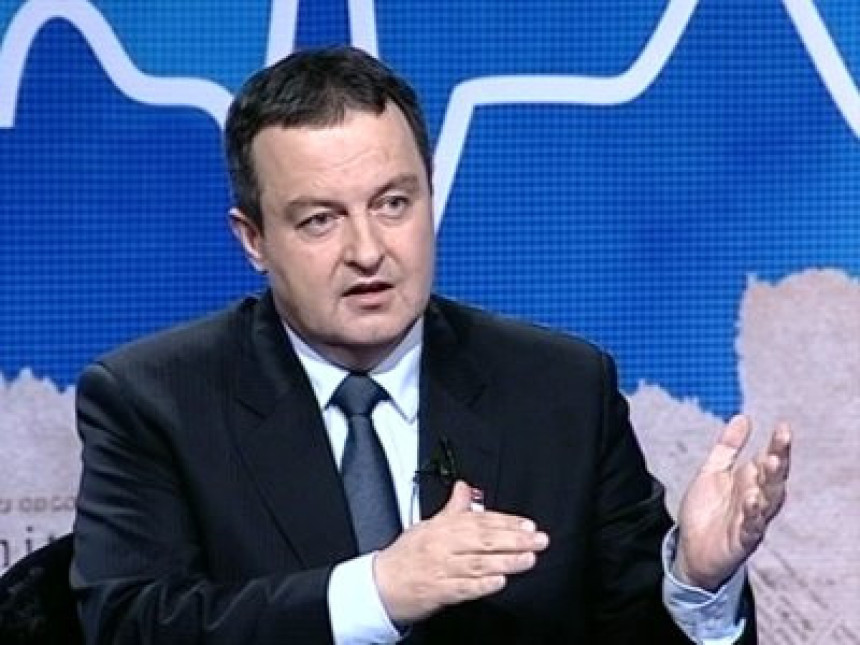 Ivica Dačić: Ljut sam na Dodika