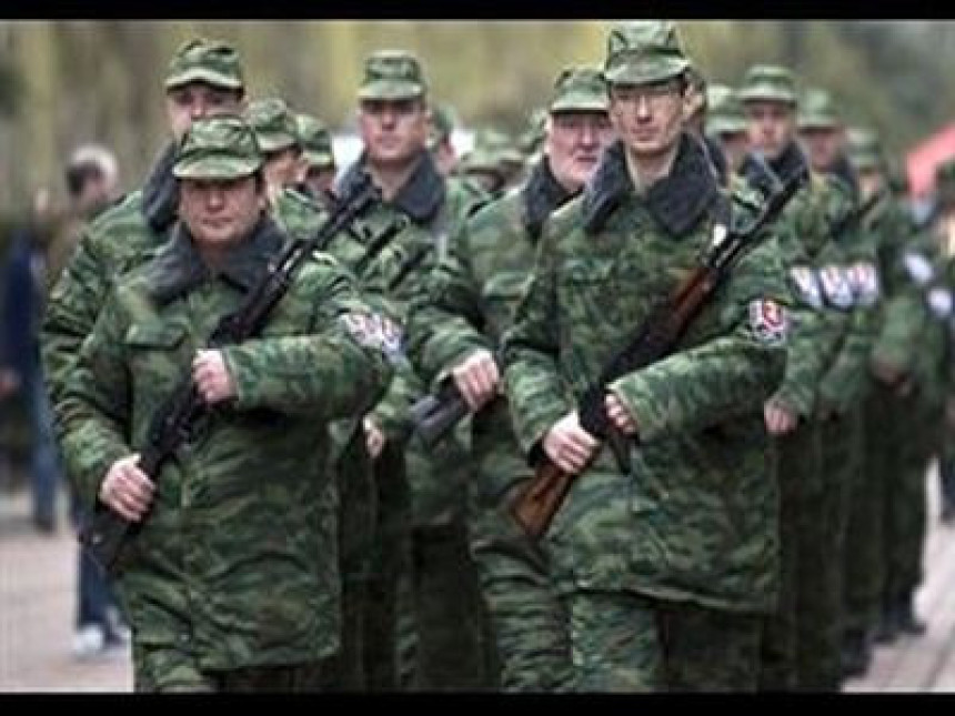 Аксјонов: Формирана војска Крима