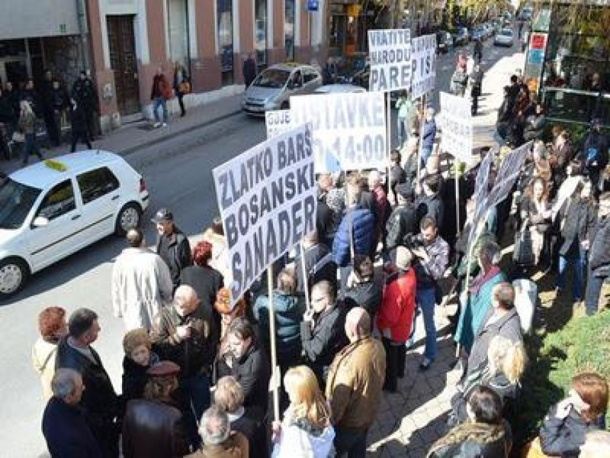 Protest korisnika kredita “Švajcarac”