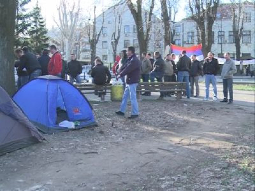 Огњен Тадић: Народ је на ногама!