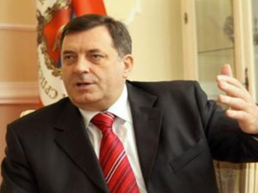 Dodik tvrdi da je za sve kriva opozicija 