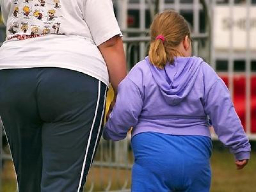 Строгост родитеља изазива гојазност детета