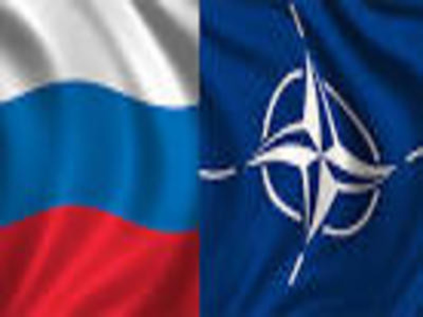 НАТО прекида сарадњу с Русијом