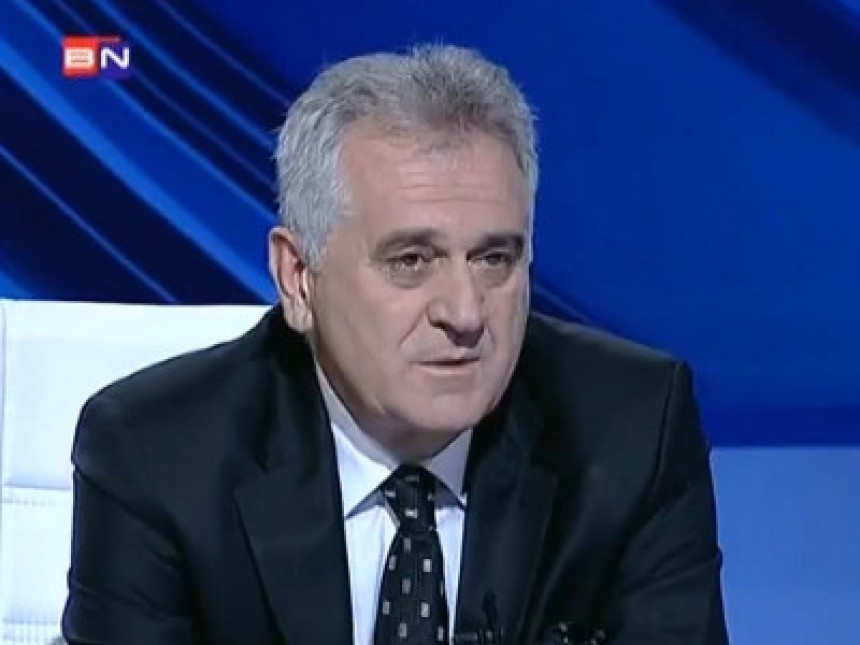 Nikolić: U EU samo cijela Srbija