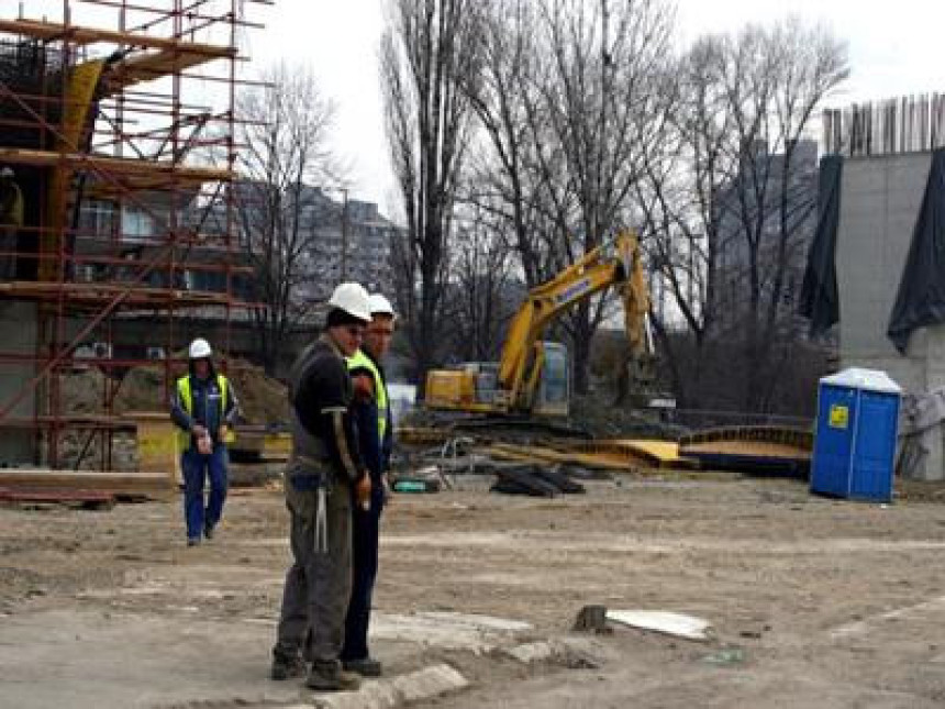 Radnicima u građevinarstvu nikad gore (VIDEO)