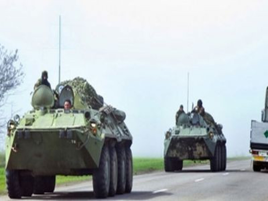 Тенкови опколили Славјанск