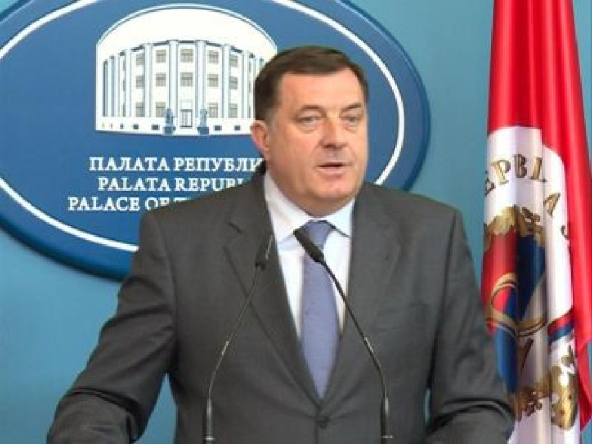 Dodik čestitao radnicima praznik