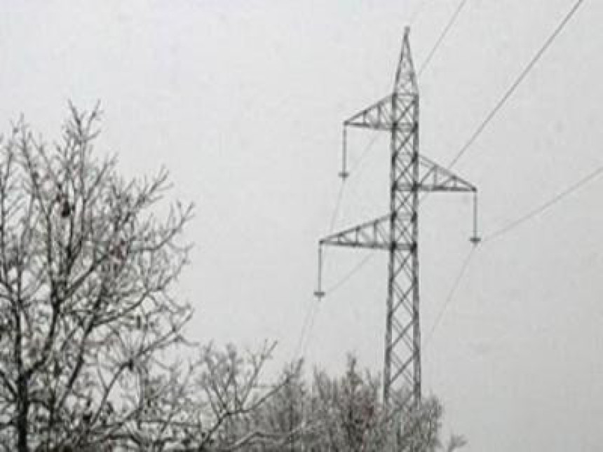 Без струје више стотина домаћинстава
