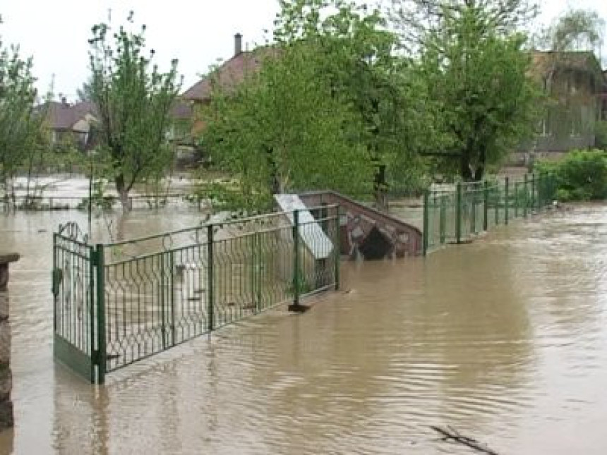 Rijeke Tinja i Brka se povlače u korita